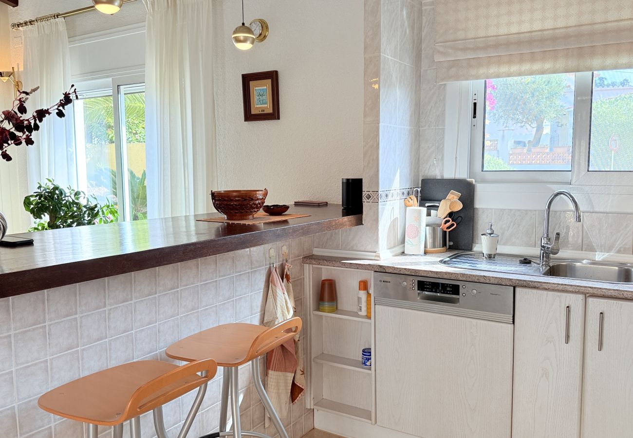 Villa à Rosas / Roses - Ref. Alb01 Villa à Rosas / Roses - Ref. Alb01